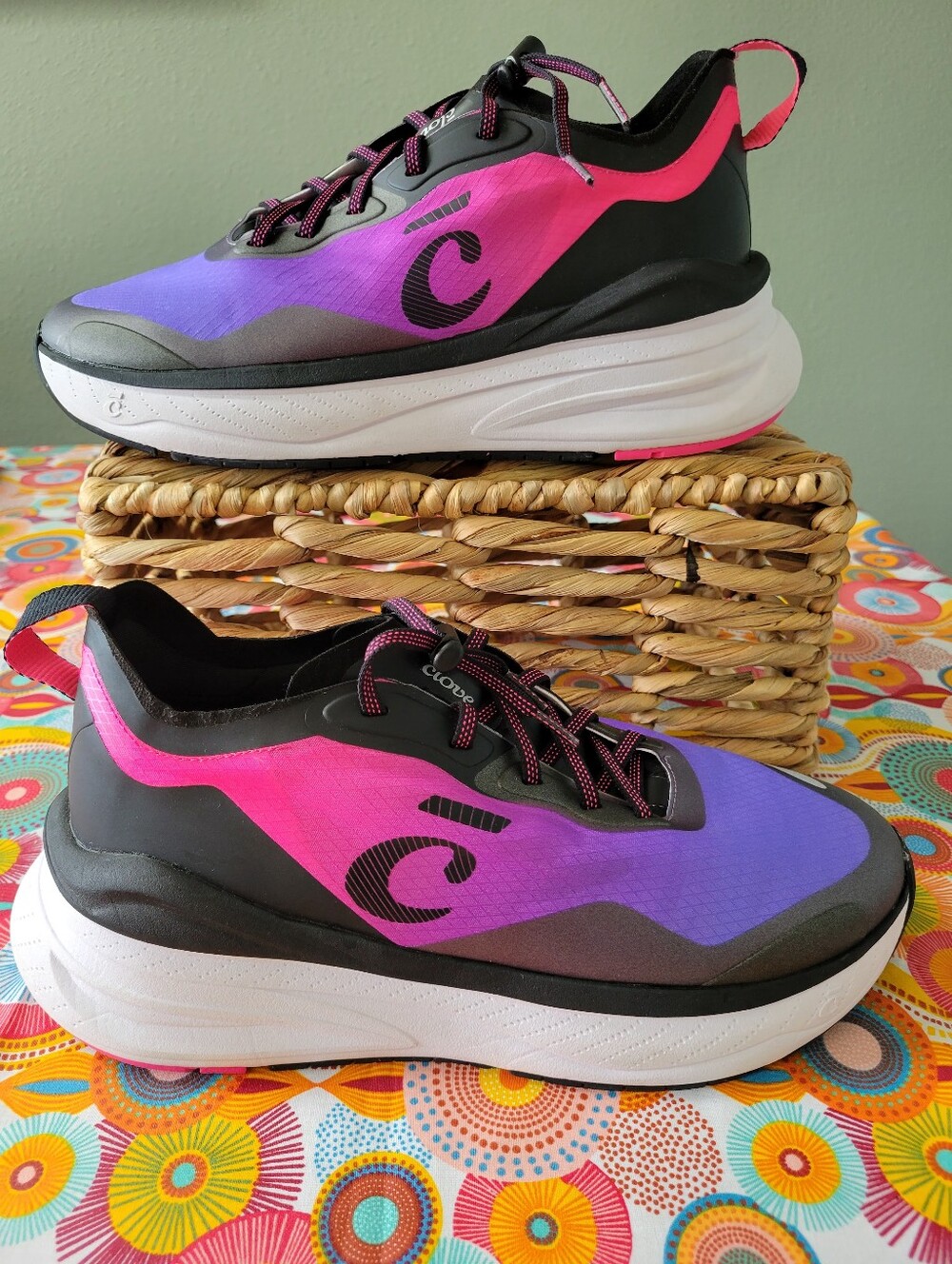 Clove Women's Supercush™ Alto Black / Purple / Pink Lace up Shoe Size 10